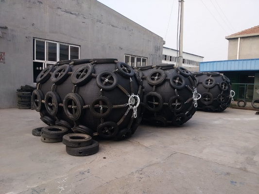 डॉक और नाव की सुरक्षा के लिए ISO17357 स्टैंडर्ड योकोहामा टाइप न्यूमेटिक रबर फेंडर ब्लैक;