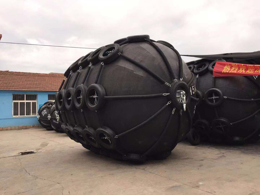 प्राकृतिक रबर योकोहामा वायवीय फेंडर 50kpa 80kpa 2.0m*3.5m डॉक के लिए