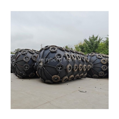 योकोहामा प्रकार के inflatable फेंडर टायर चेन नेट के साथ समुद्री रबर फेंडर