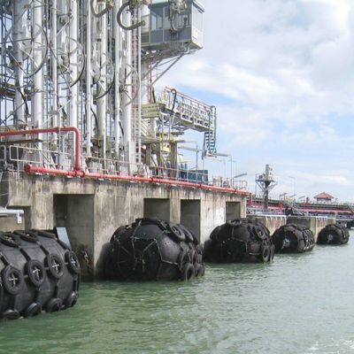 योकोहामा inflatable वायवीय फेंडर फ्लोटिंग 50 केपीए डॉकिंग फेंडर