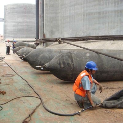 समुद्री रबड़ एयरबैग को टिकाऊ अस्थायी जहाज लॉन्च करना